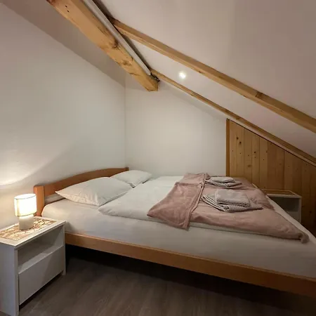 Santro Lejlighed Kupres (Canton 10)